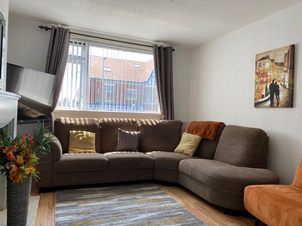 M&J Apartment Blackpool Luaran gambar
